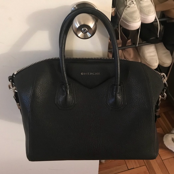 Givenchy Handbags - Givenchy Antigona Medium Leather Satchel